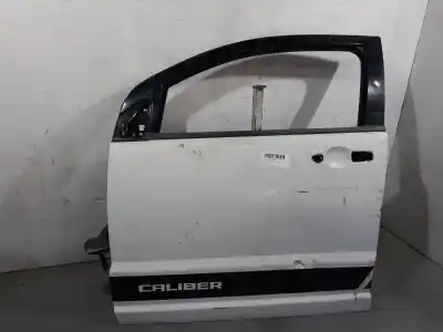 Second-hand car spare part left front door for dodge caliber sxt oem iam references 05074155ai  