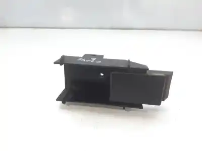 Автозапчастина б/у усередині передня права ручка для aixam e44vba kubota 5 cv / 4 kw посилання на oem iam 7k071  