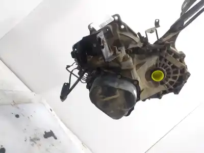 Pezzo di ricambio per auto di seconda mano riduttore per mazda premacy (cp) td active riferimenti oem iam rf4f  5 velocidades