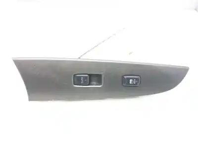 Second-hand car spare part right front power window switch for lexus is200 (ds2/is2) 220d oem iam references 8403053020  