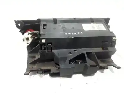 Peça sobressalente para automóvel em segunda mão cinzeiro por volkswagen touran (1t1) highline referências oem iam 1t1857961f  