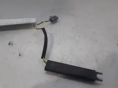 Pezzo di ricambio per auto di seconda mano antenna per renault kadjar zen 110 cv / 81 kw riferimenti oem iam 5wk48774