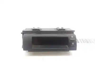 İkinci el araba yedek parçası ÇOK FONKSIYONLU EKRAN için TOYOTA PRIUS (NHW20)  OEM IAM referansları 8391047040  