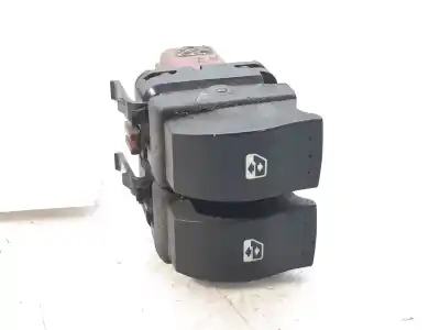 Peça sobressalente para automóvel em segunda mão BOTÃO / INTERRUPTOR ELEVADOR VIDRO DIANTEIRO ESQUERDO por RENAULT MEGANE II CLASSIC BERLINA  Referências OEM IAM 8200315033  
