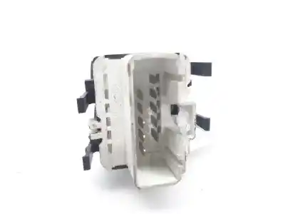 Pezzo di ricambio per auto di seconda mano interruttore alzacristalli anteriore sinistro per renault clio iii confort dynamique riferimenti oem iam 8200214945  
