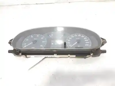 Pièce détachée automobile d'occasion compteur de vitesse tableau de bord pour renault megane i fase 2 classic (la..) 1.9 dci dynamique 102 cv / 75 kw références oem iam 8200071811  