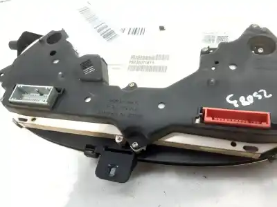 Pièce détachée automobile d'occasion compteur de vitesse tableau de bord pour renault megane i fase 2 classic (la..) 1.9 dci dynamique 102 cv / 75 kw références oem iam 8200071811  