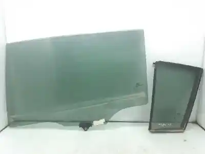 Peça sobressalente para automóvel em segunda mão vidro traseiro esquerdo por kia sportage drive 4x2 referências oem iam 834113u000a  