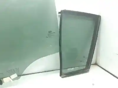 Peça sobressalente para automóvel em segunda mão vidro traseiro esquerdo por kia sportage drive 4x2 referências oem iam 834113u000a  