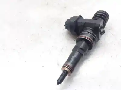 Second-hand car spare part injector for audi a3 (8l) 1.9 tdi ambiente oem iam references 038130073aj