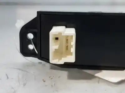 Piesă de schimb auto la mâna a doua avertizare pentru kia pro_ceed drive 90 cv / 66 kw referințe oem iam 937001h000  