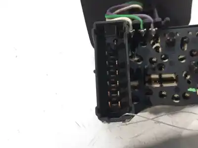 Second-hand car spare part headlights switch for renault clio ii fase ii (b/cb0) expression oem iam references 7701047552