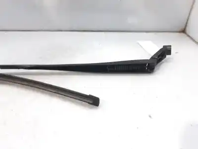 Second-hand car spare part front right windshield wiper arm for toyota verso advance oem iam references 852110f030