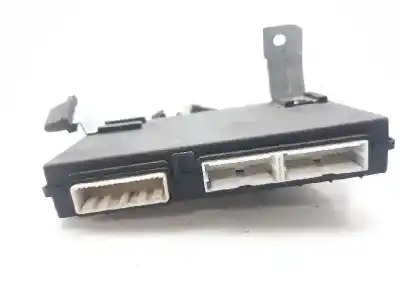 Pièce détachée automobile d'occasion module électronique pour hyundai i30 comfort références oem iam 954002l105
