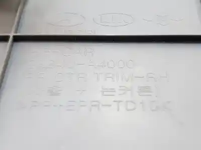 Piesă de schimb auto la mâna a doua copie usa spate dreapta pentru kia carens iv 1.7 crdi referințe oem iam 83340a4000