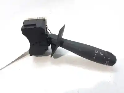 Pièce détachée automobile d'occasion commande d'essuie glace pour renault clio ii fase ii (b/cb0) dynamique références oem iam 7701047553