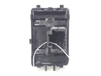 Peça sobressalente para automóvel em segunda mão botão / interruptor elevador vidro traseiro direito por renault megane iv berlina 5p limited referências oem iam 254214896r