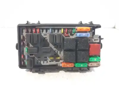 Piesă de schimb auto la mâna a doua panou siguranțe pentru opel corsa d cosmo referințe oem iam 13217394  