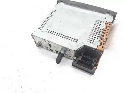 Second-hand car spare part audio system / radio cd for peugeot 307 (s1) xr oem iam references 96489417  