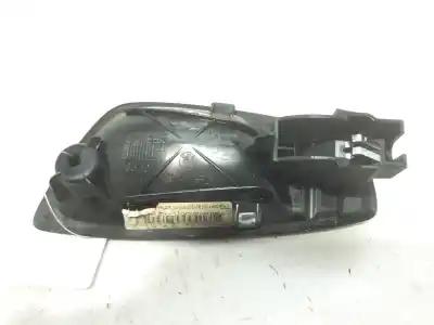 Автозапчасти б/у внутренняя задняя правая ручка за bmw serie 1 berlina (e81/e87) 118d ссылки oem iam 51417147164