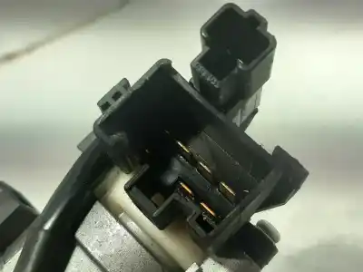 Second-hand car spare part ignition switch for toyota corolla (_e12_) 1.4 d (nde120_) oem iam references 45020024  