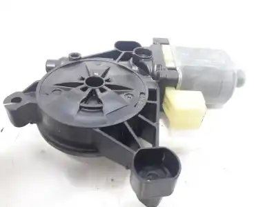 Peça sobressalente para automóvel em segunda mão MOTOR ELEVADOR VIDRO DIANTEIRO DIREITO por VOLKSWAGEN GOLF VII LIM. (5G1)  Referências OEM IAM 5Q0959802  