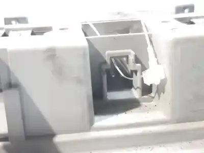 Second-hand car spare part INTERIOR LIGHT for TOYOTA COROLLA (E12)  OEM IAM references SAE6432  