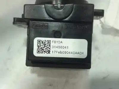 Gebrauchtes Autoersatzteil sauberer befehl zum volvo v40 cross country plus 120 cv / 88 kw oem-iam-referenzen 31456041