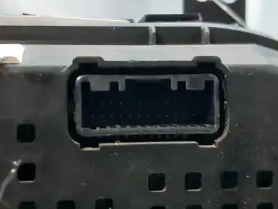 Peça sobressalente para automóvel em segunda mão quadrante por hyundai ix35 kosmo 2wd 116 cv / 85 kw referências oem iam 940092y760