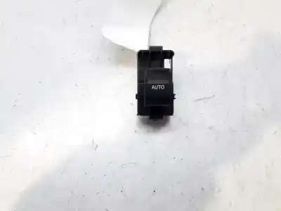 Peça sobressalente para automóvel em segunda mão botão / interruptor elevador vidro traseiro direito por toyota auris hybrid active referências oem iam 8481002140