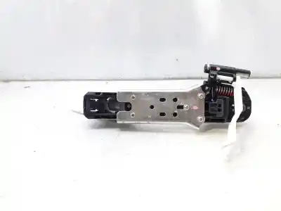 Peça sobressalente para automóvel em segunda mão puxador exterior traseiro direito por toyota auris hybrid active referências oem iam 6921102924