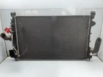 Pezzo di ricambio per auto di seconda mano radiatore d acqua per fiat croma (194_) 1.9 d multijet (194axc1b 194axc12) riferimenti oem iam 51775637