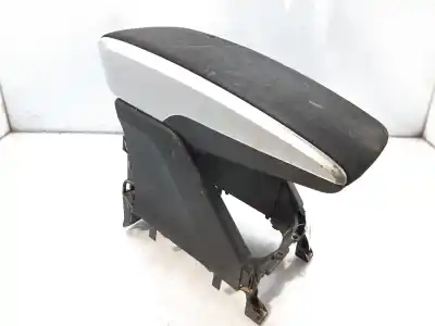 Second-hand car spare part center armrest for toyota verso advance oem iam references 588330f010