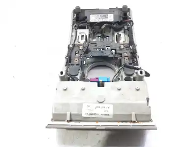 Автозапчастина б/у внутрішне світло для audi q7 (4l) 3.0 tdi посилання на oem iam 4l0947135f  