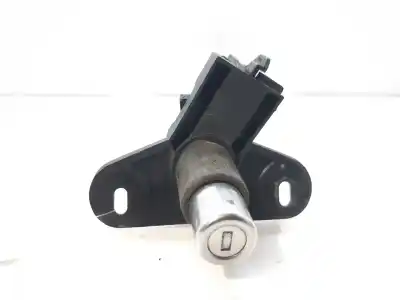 Second-hand car spare part tailgate back door handle for opel combo tour cosmo oem iam references 176683  