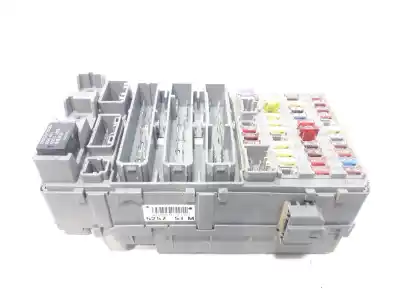 Second-hand car spare part fuse box unit for honda cr-v (re) comfort oem iam references 38250swye01  