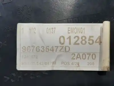 Автозапчастина б/у обликка задніх правіх дверей для peugeot 208 i (ca_, cc_) 1.4 hdi посилання на oem iam 96763547zd  