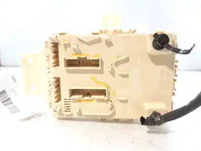 Second-hand car spare part fuse box unit for hyundai ix35 kosmo 2wd 116 cv / 85 kw oem iam references 919502s721e  