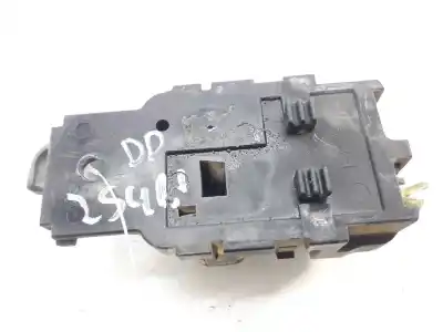Gebrauchtes Autoersatzteil innerhalb des vorderen rechten griffs zum nissan terrano/terrano.ii (r20) lx oem-iam-referenzen 8067090j00  