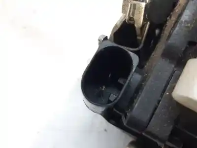Pièce détachée automobile d'occasion coffre / serrure de porte pour mitsubishi colt berlina 3 (cz) 1.1 inform références oem iam mr959190  