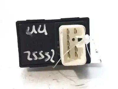 Автозапчасти б/у выключатель переднего правого окна за kia pro_ceed emotion 140 cv / 103 kw ссылки oem iam 935751h100  