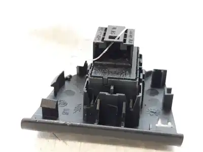 Pezzo di ricambio per auto di seconda mano comandi alzacristalli posteriore sinistro per skoda octavia combi (5e5) ambition riferimenti oem iam 5e0959855a  