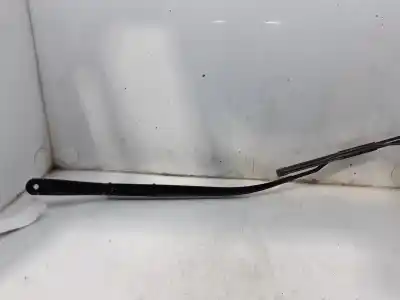 Pièce détachée automobile d'occasion bras d essuie-glace avant droit pour hyundai ix35 (lm, el, elh) 2.0 crdi 4wd références oem iam 983202y000