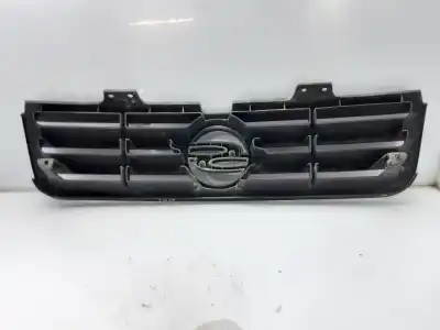 Second-hand car spare part front grille for ssangyong musso 2.9 d oem iam references 7943007010