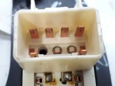 Peça sobressalente para automóvel em segunda mão botão / interruptor elevador vidro traseiro esquerdo por chevrolet captiva 2.0 vcdi ls referências oem iam 201003485