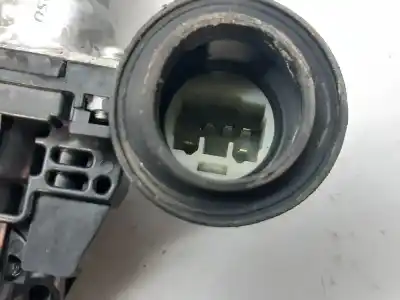 Peça sobressalente para automóvel em segunda mão elevador de vidros traseiro direito por toyota auris sol referências oem iam 6983002240