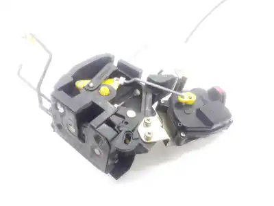 Second-hand car spare part LEFT FRONT DOOR LOCK for KIA RIO  OEM IAM references 813121G000  