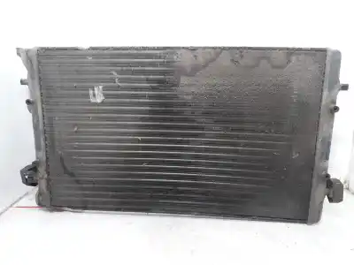 Автозапчасти б/у водяной радиатор за skoda octavia combi (1u5) ambiente ссылки oem iam 1j0121253p  