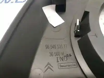 Автозапчастина б/у окрашувальник задніх ліхтарів для citroen c4 grand picasso exclusive посилання на oem iam 9654553677  