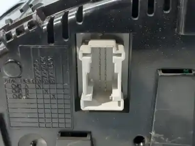 Peça sobressalente para automóvel em segunda mão quadrante por citroen c4 lim. business referências oem iam 9812832980  